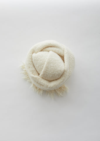 Handwoven Keyhole Scarf in White