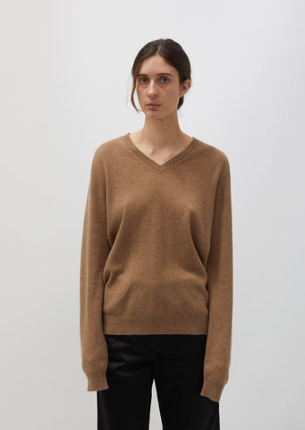 Classic Cashmere Col V-Neck Sweater