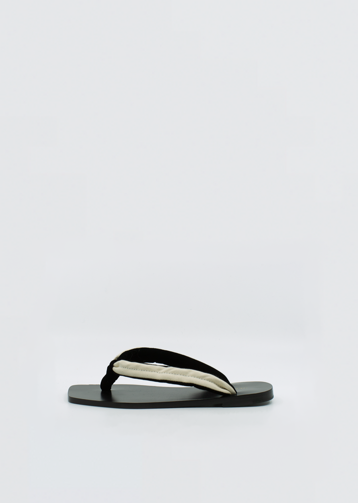 Swan Sandal — Black/White