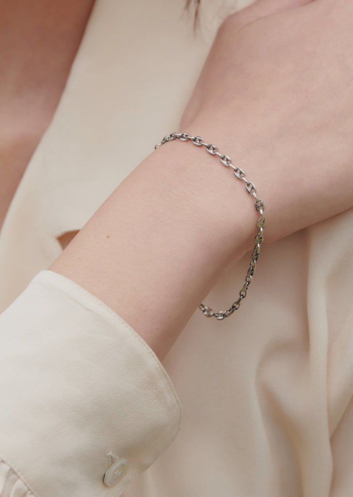 Classic Delicate Chain Bracelet