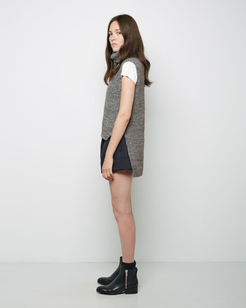 Sleeveless Turtleneck