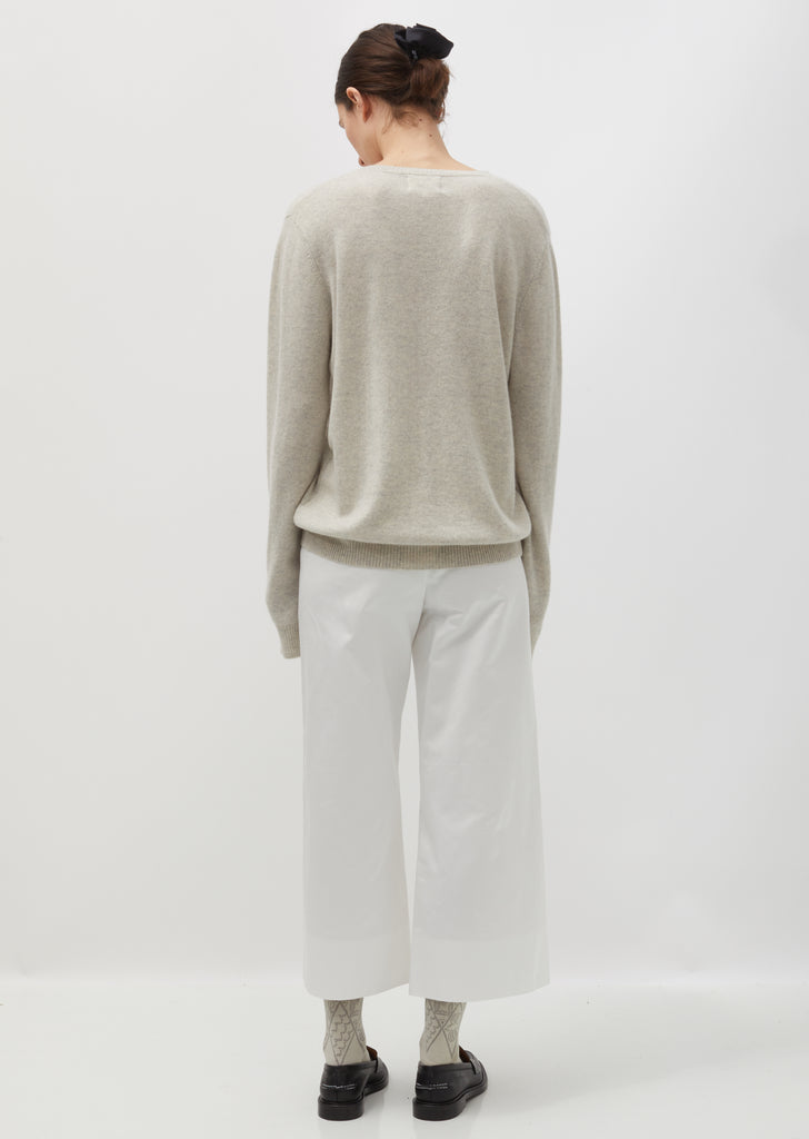 Classic Cashmere Col V-Neck Sweater