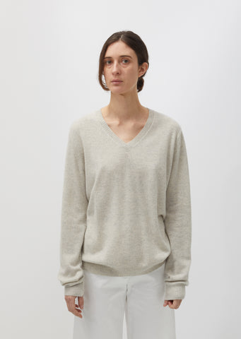 Classic Cashmere Col V-Neck Sweater
