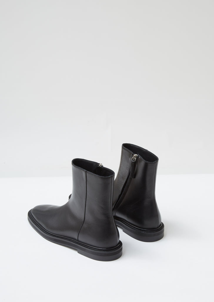 Breaker Boots