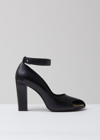 High Heeled Pumps