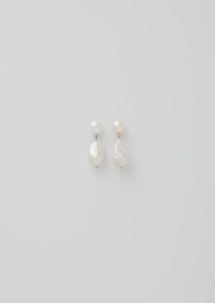 Essential Pearl Earrings