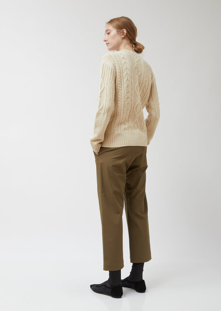 Roundneck Long Sleeve Cable Knit Merino Wool Sweater