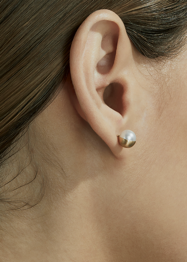 Half Pearl Earring 90°