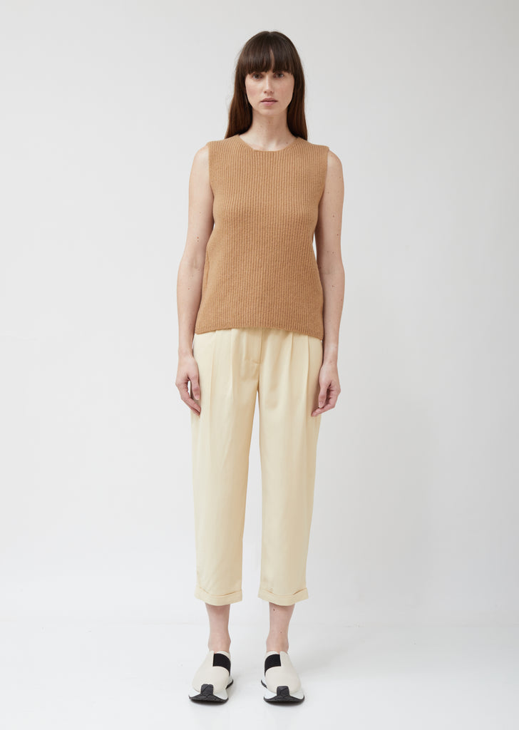 Keb T Chunky Soft Wool Sleeveless Top
