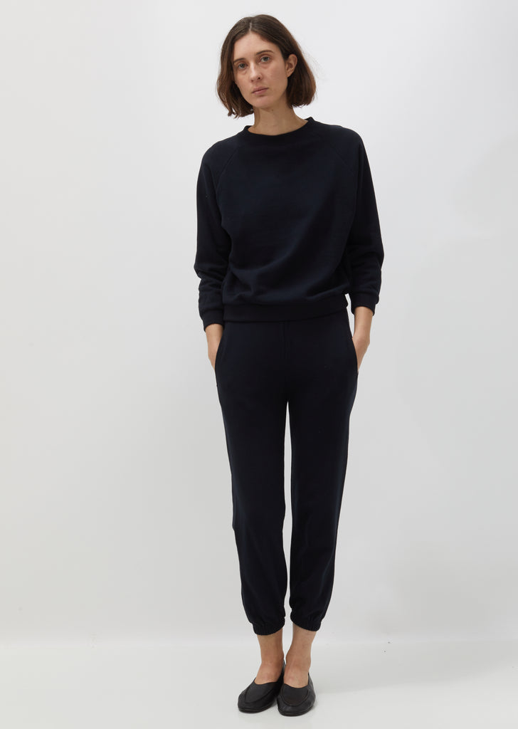 Studio Sweatshirt — Black
