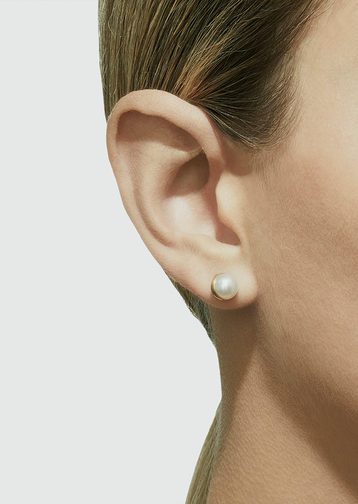 Half Pearl Earring 135°