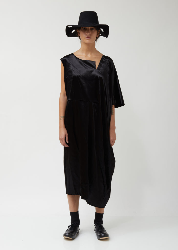 Black Cut-Out Holes Nana Lapin