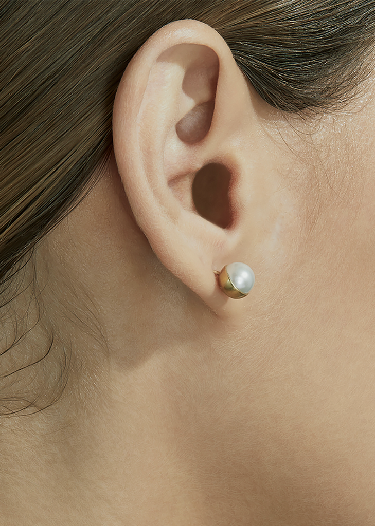 Half Pearl Earring 135°