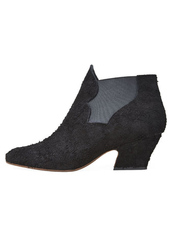 Alma Textured Boot