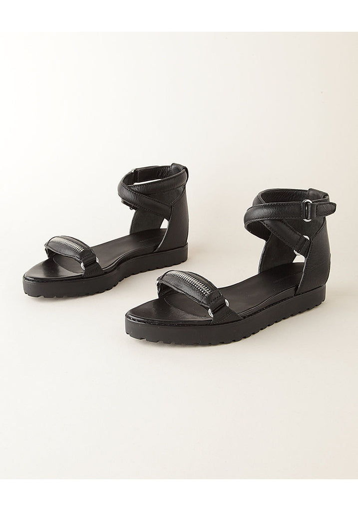 Raquel Sandal