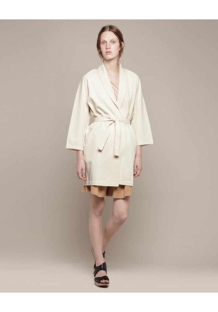 Open Trench With Belt