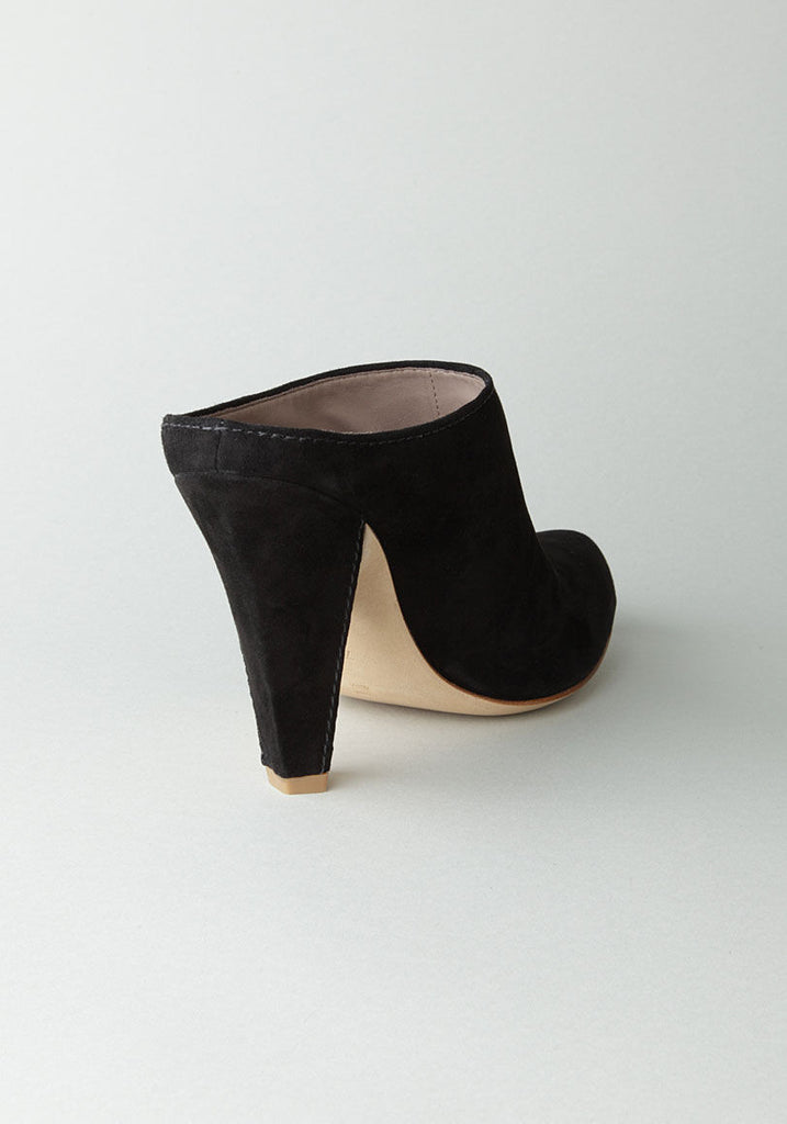 Mule w/ Wooden Heel