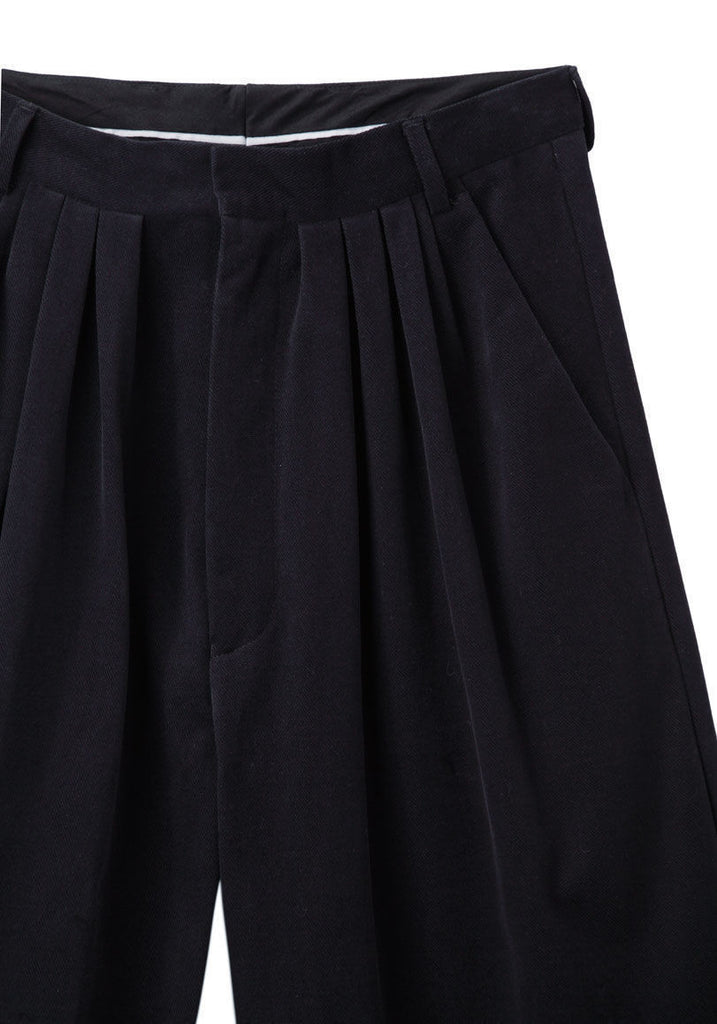 Pleated Bermuda Shorts