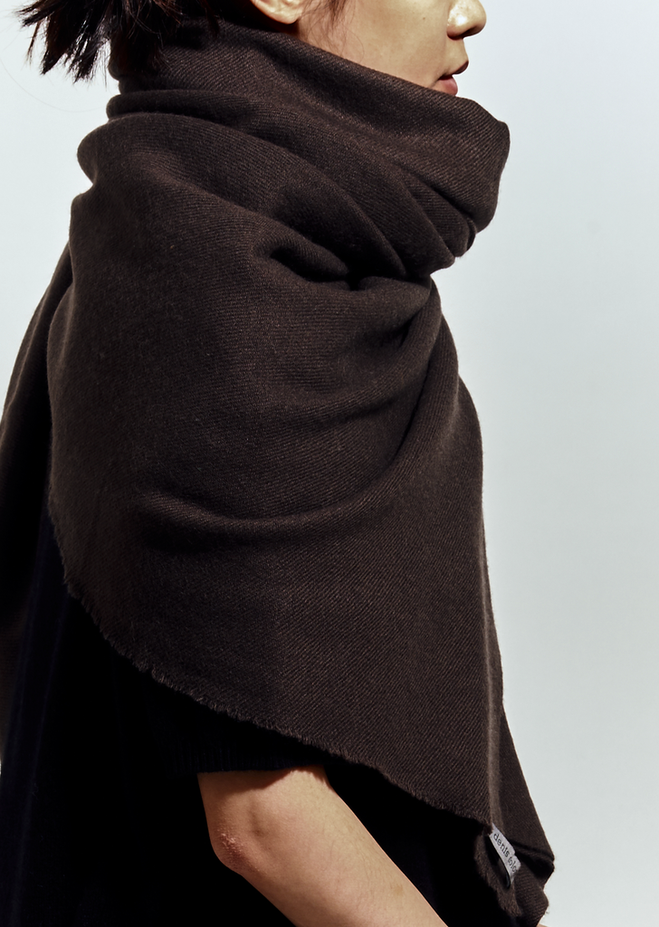 Travel Nomad 1-Ply Cashmere — Burnt Tea Leaves