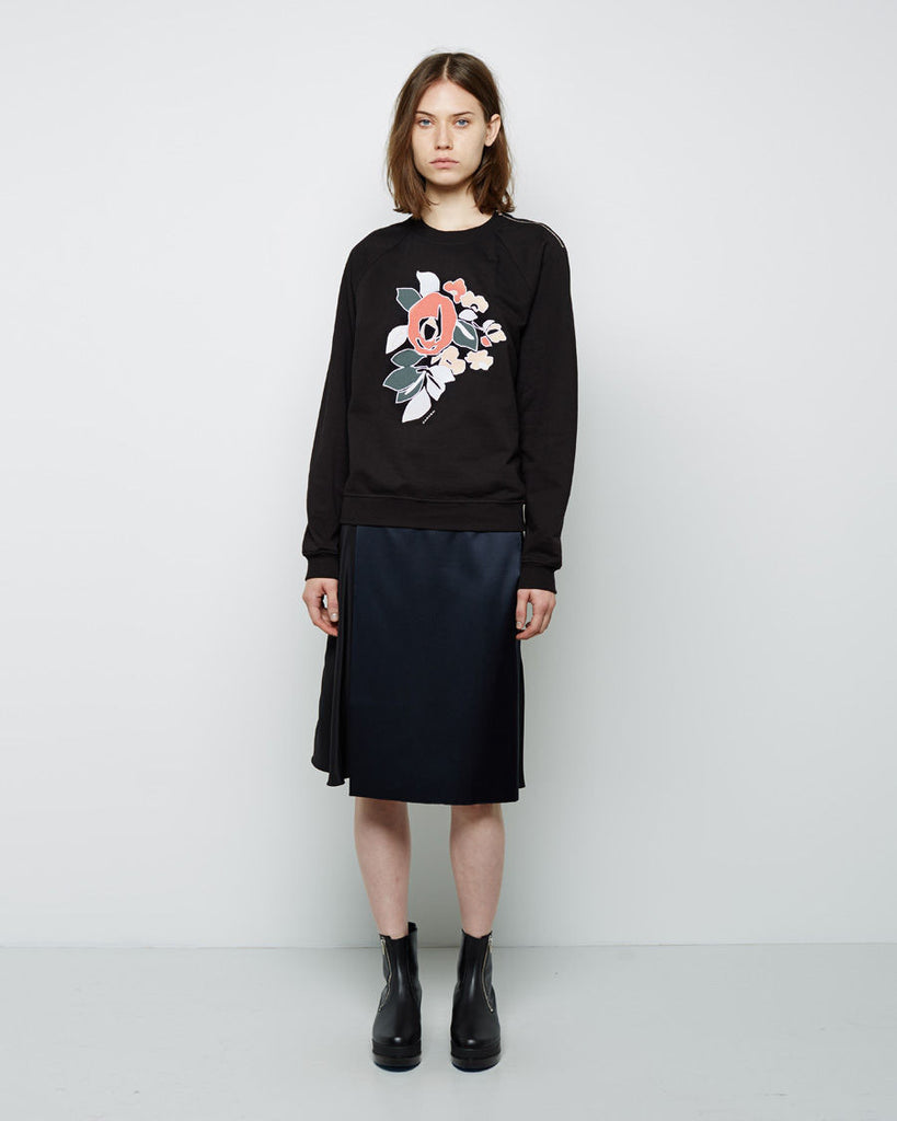 Floral Embroidered Sweatshirt