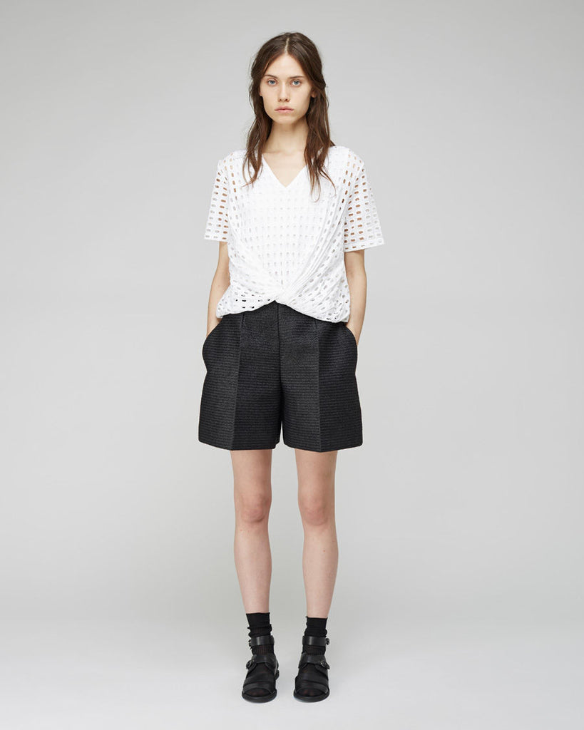 Lattice Knotted Top