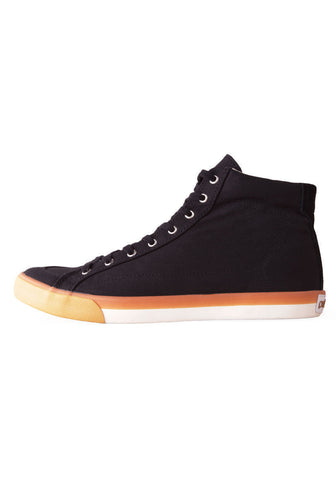 Hi-Top Sneaker