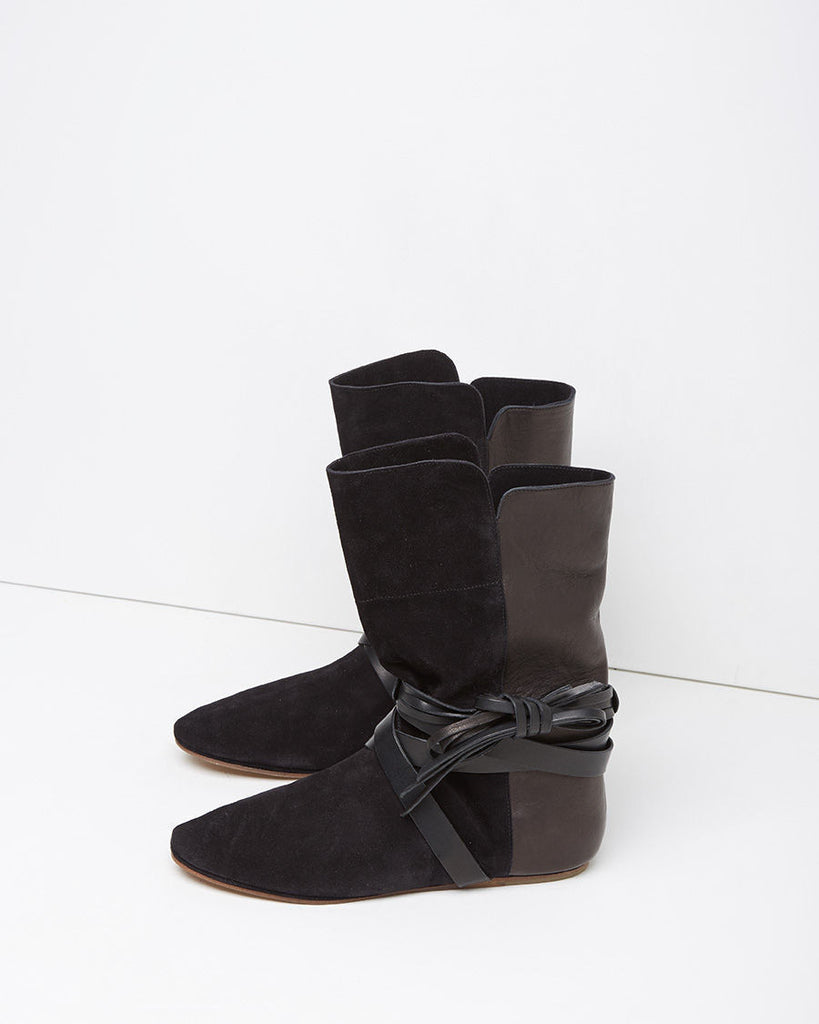 Nira Flat Boot