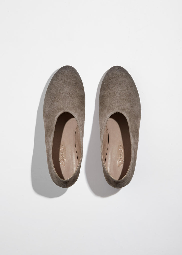 Coltello Distressed Suede Pump