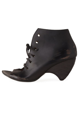 Trivellina Lace-Up Heel