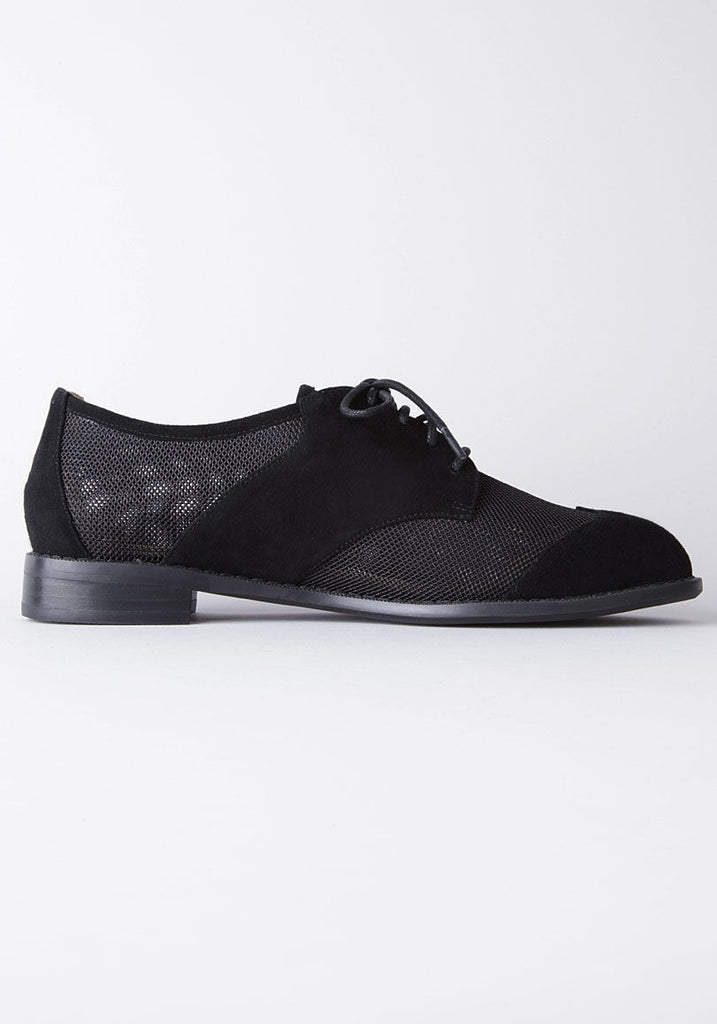 Mesh Saddle Shoe