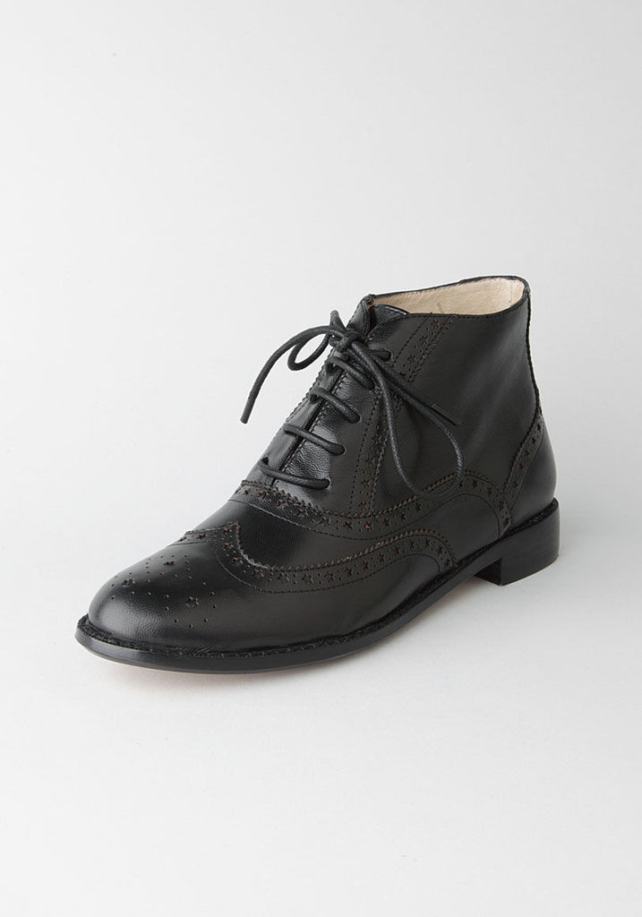 Star Brogue Shoe