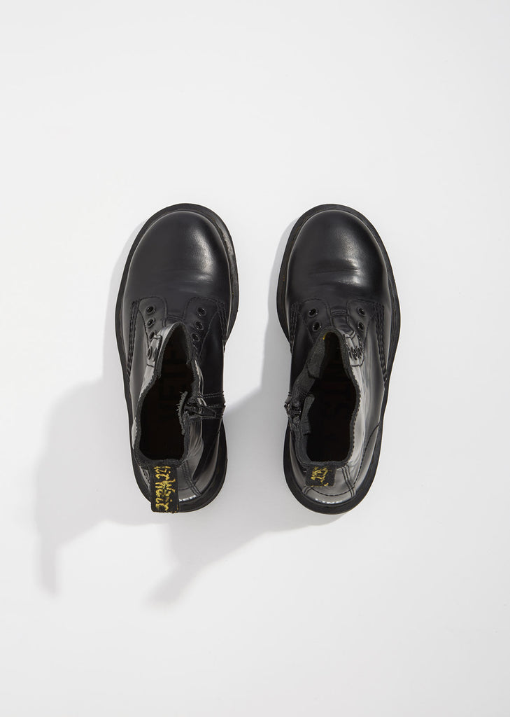 X Dr. Martens Borderline Boots