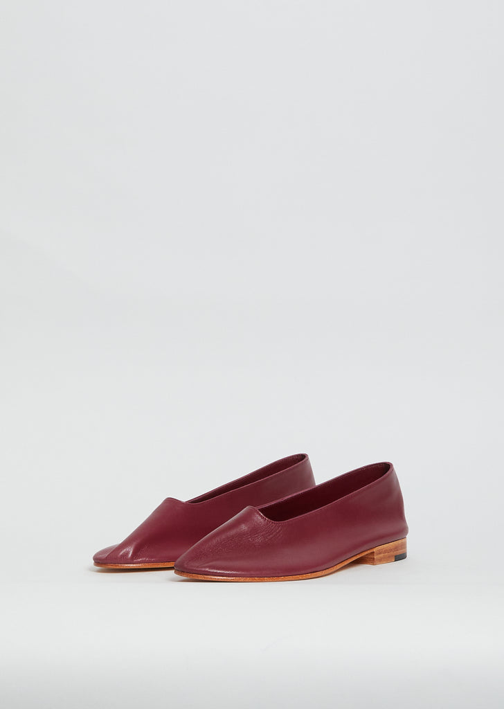 Glove Flat — Wine