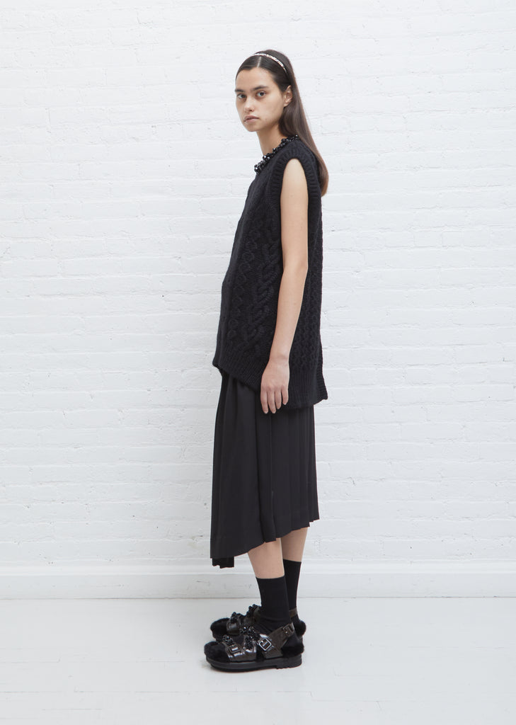 Sculpted Vest — Black