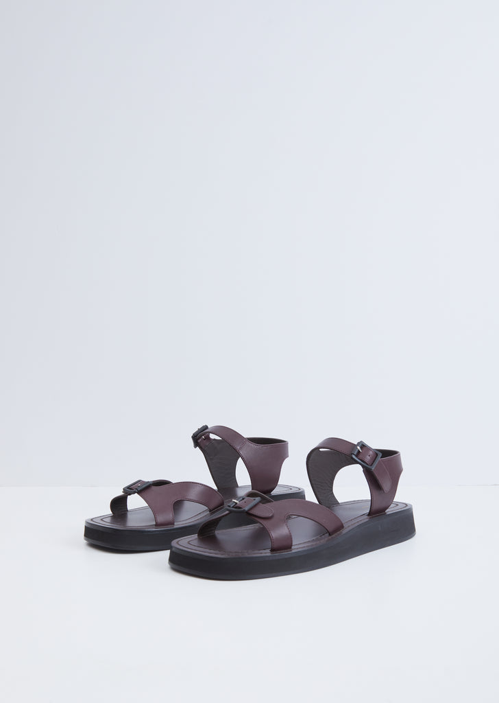 Geri Sandal