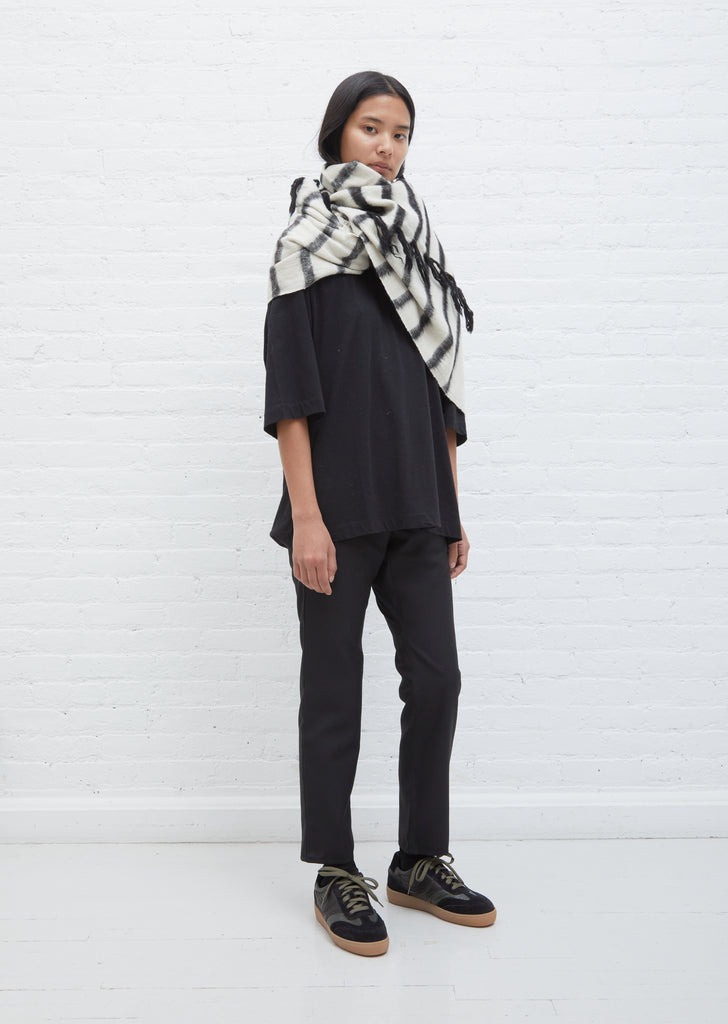 Hokkaido Tawa Stole — White + Black