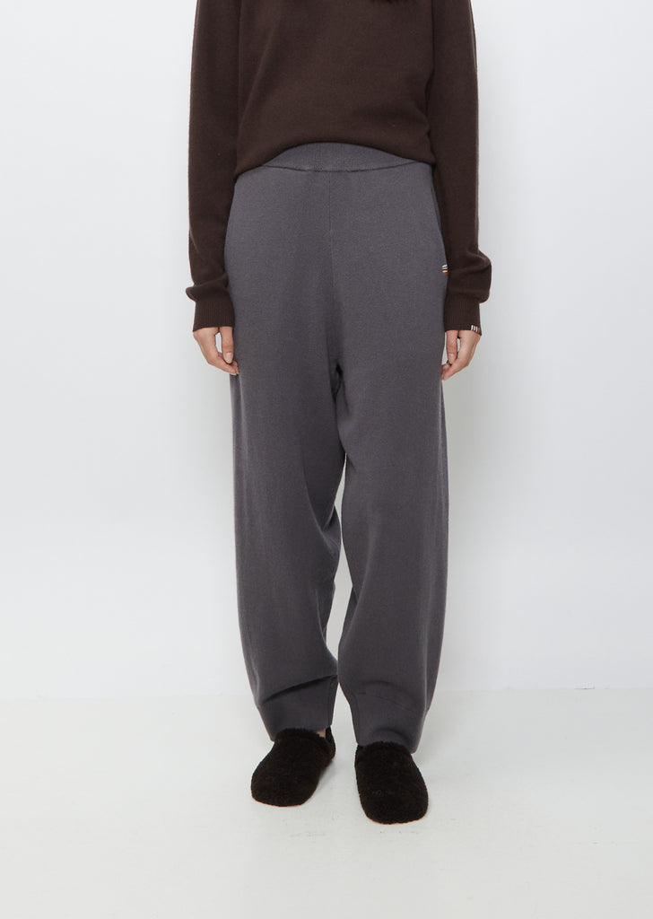 n°197 Rudolf Trousers — Concrete