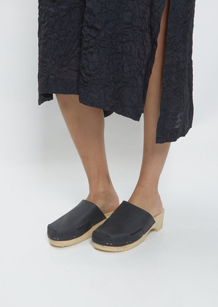 Donau Clog — Black