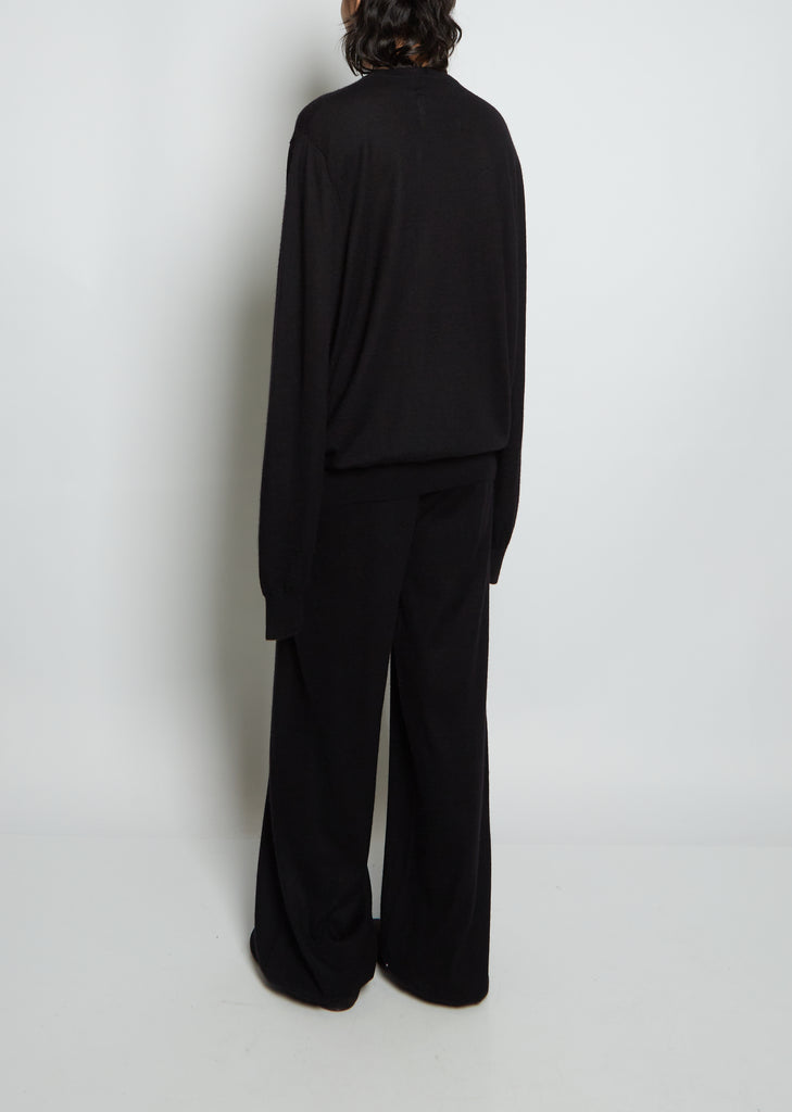 Boyfriend R-Neck Cashmere Sweater —  Black