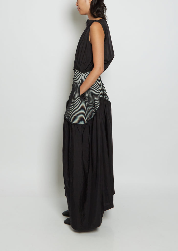 Winding Solid Nylon Dress