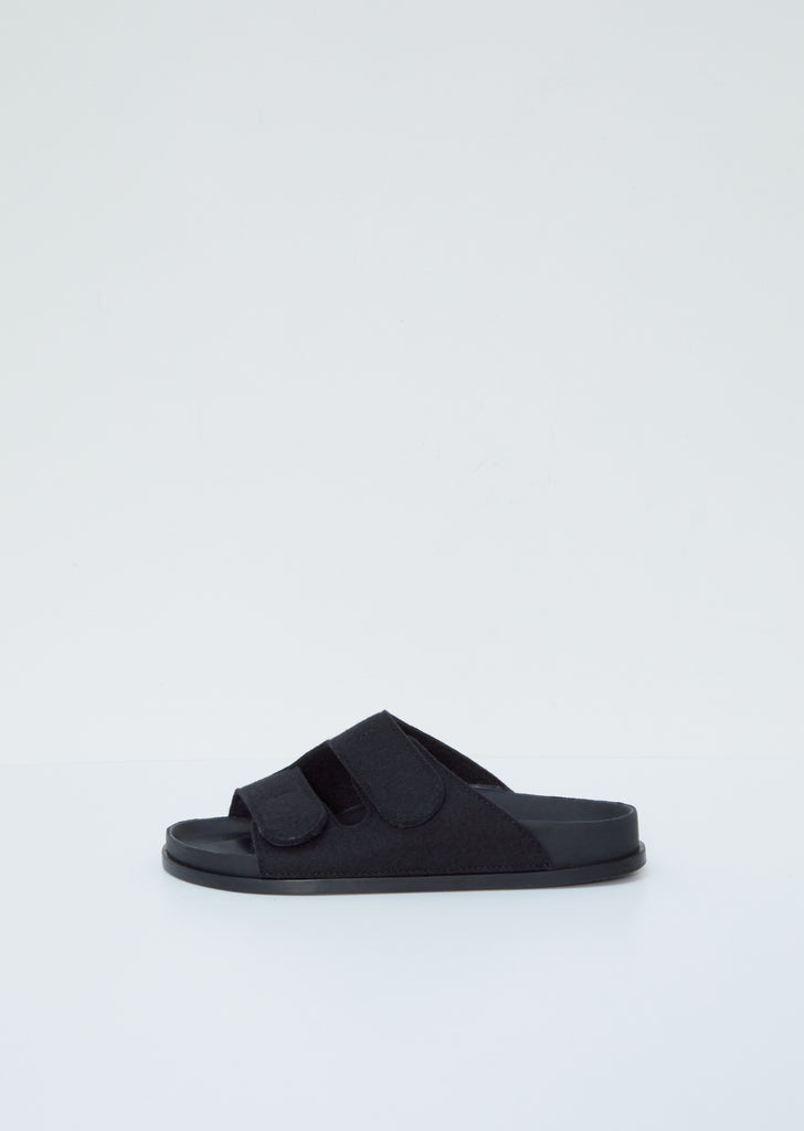 The Forager, Felt — Black