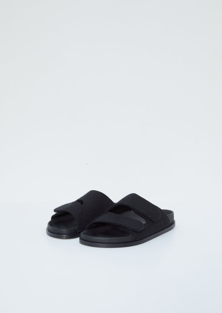 The Forager, Felt — Black