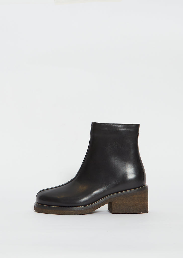 Piped Heel Boot