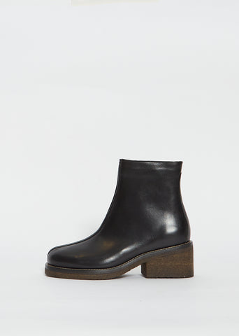 Piped Heel Boot