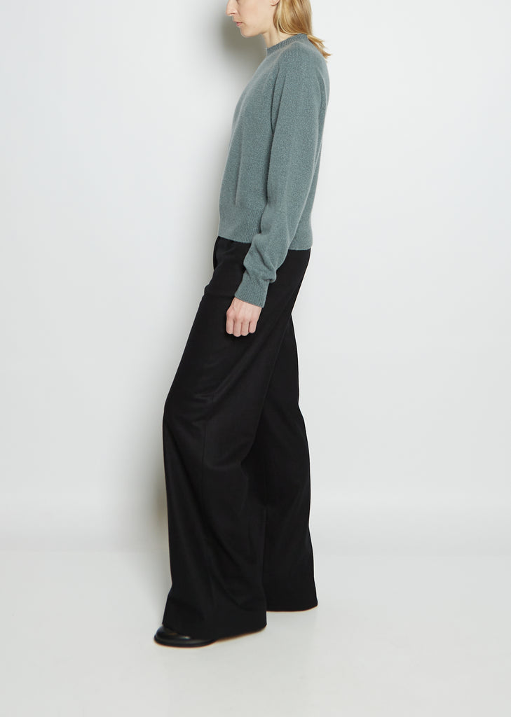 Short Classic Cashmere Crewneck — Loch