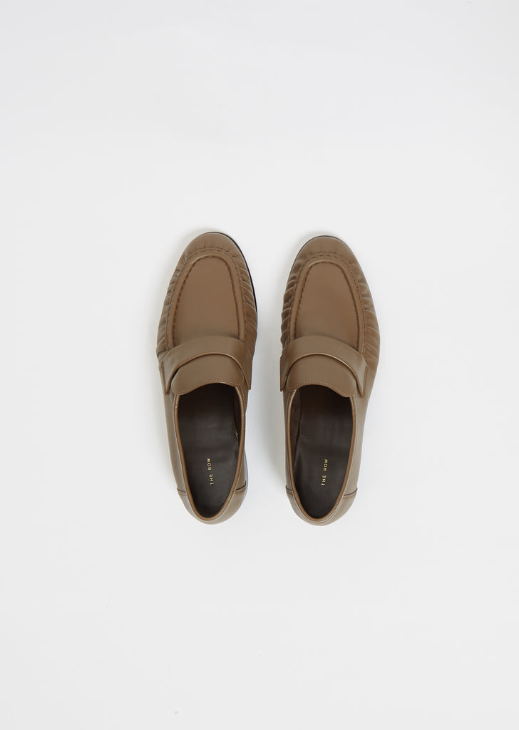 Soft Loafer — Taupe