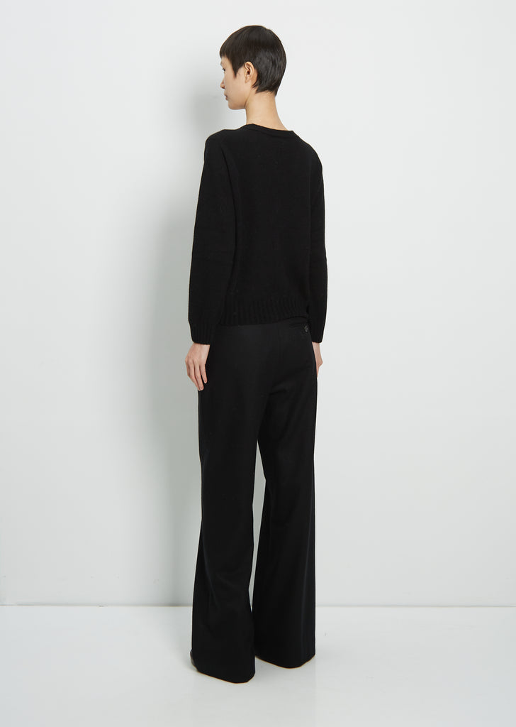 Seamless V Neck Cardigan — Black