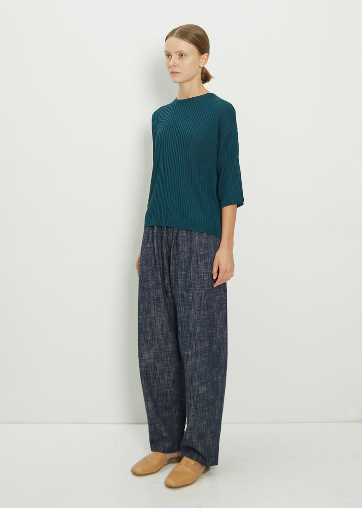 Round Neck Ribbed T-Shirt