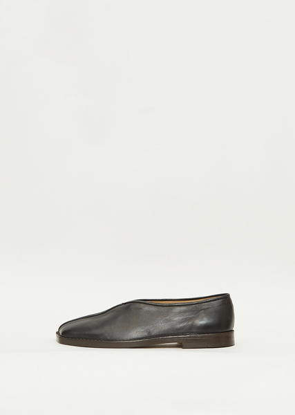 LEMAIRE CHINESE PIPED SLIPPERS 42 ルメール Mohawk General Store | Lemaire | Piped Slippers in Black