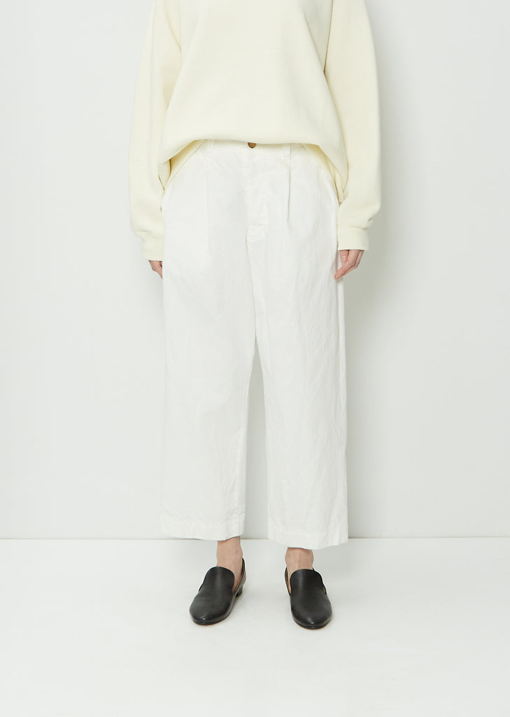 Straight Tuck Pants — White